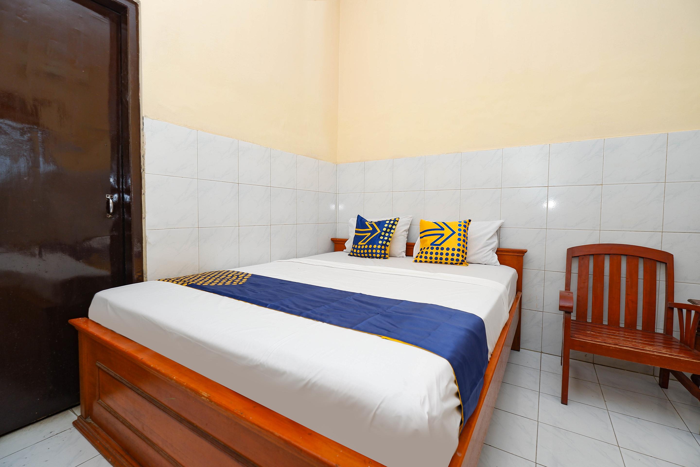 Spot On 2011 Hotel Mekar Sari Solo Exterior foto